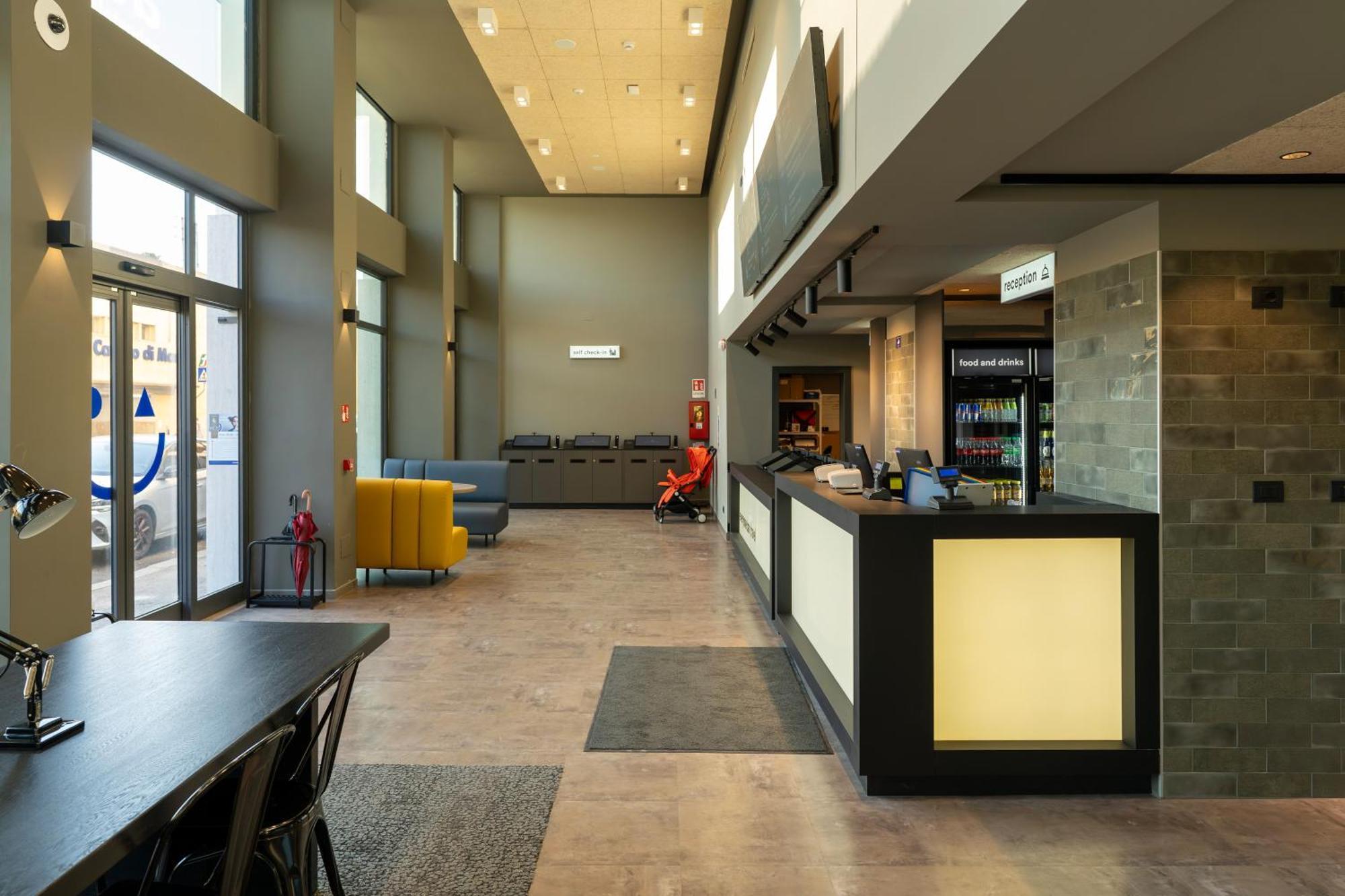A&O Hostel Firenze Campo Di Marte Eksteriør billede